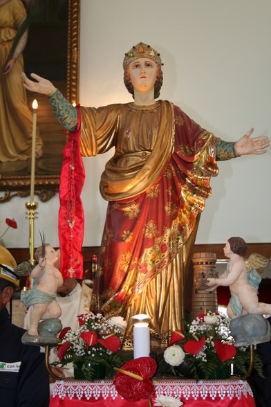 Statua di Santa Barbara